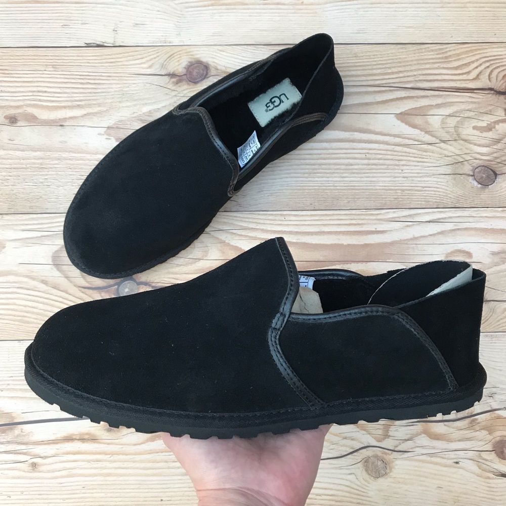 UGG Men’s Cooke Sheepskin Lined Black Slippers